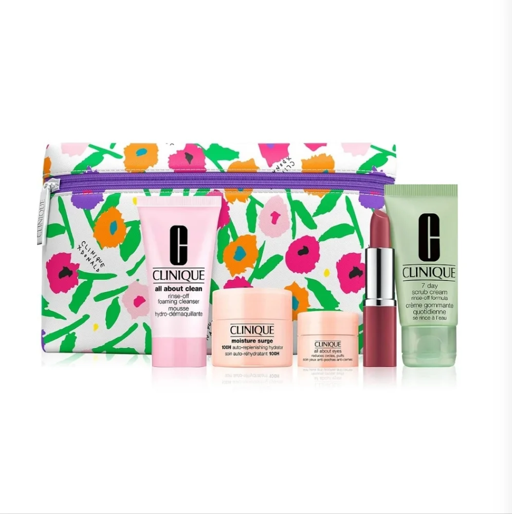 Clinique Must-Haves Skincare & Beauty 6 Piece Set with Pouch BNWT SO $105